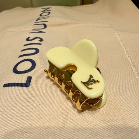 Louis Vuitton LV Hair Clip – Pink, Cream, Black & Blue