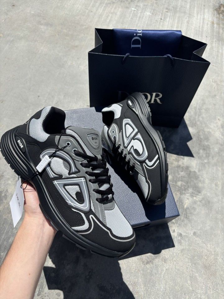 Dior B30
