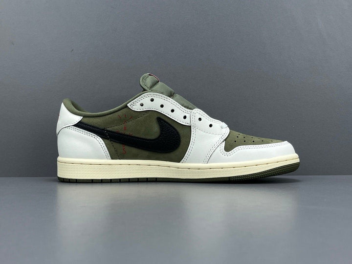 Jordan 1 Retro Low OG SP
Travis Scott Medium Olive
